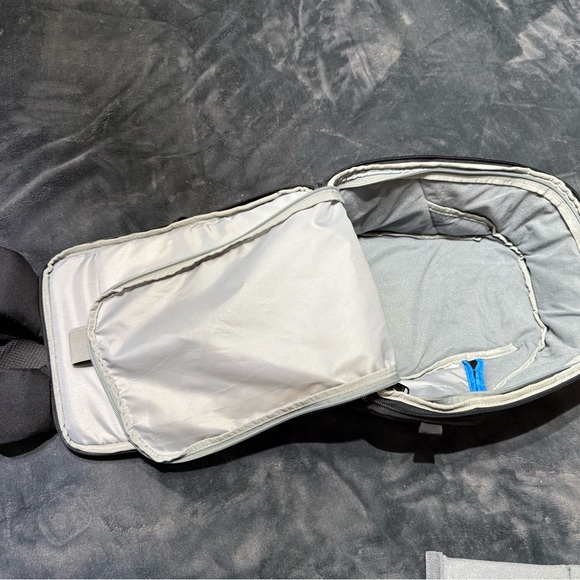 Black Video/Camera Backpack - Picture 7 of 12